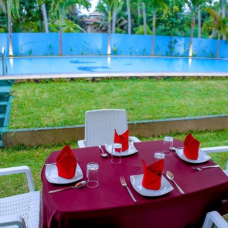 Villa Viola Resort Marawila Exteriér fotografie